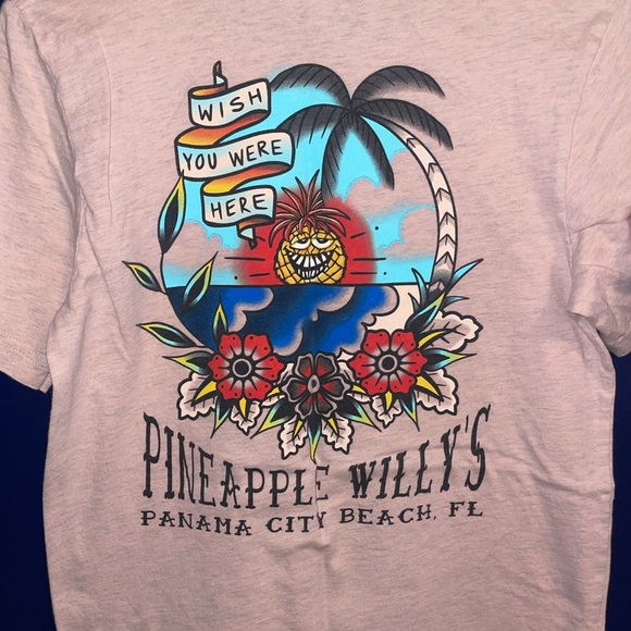 Pineapple Willy’s American Tradition style t-shirt - Picture 3 of 4